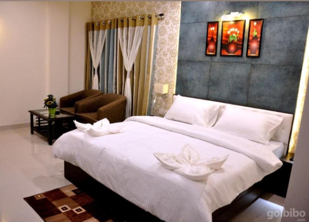 Hotel Bellevue , Gwalior Bagian luar foto
